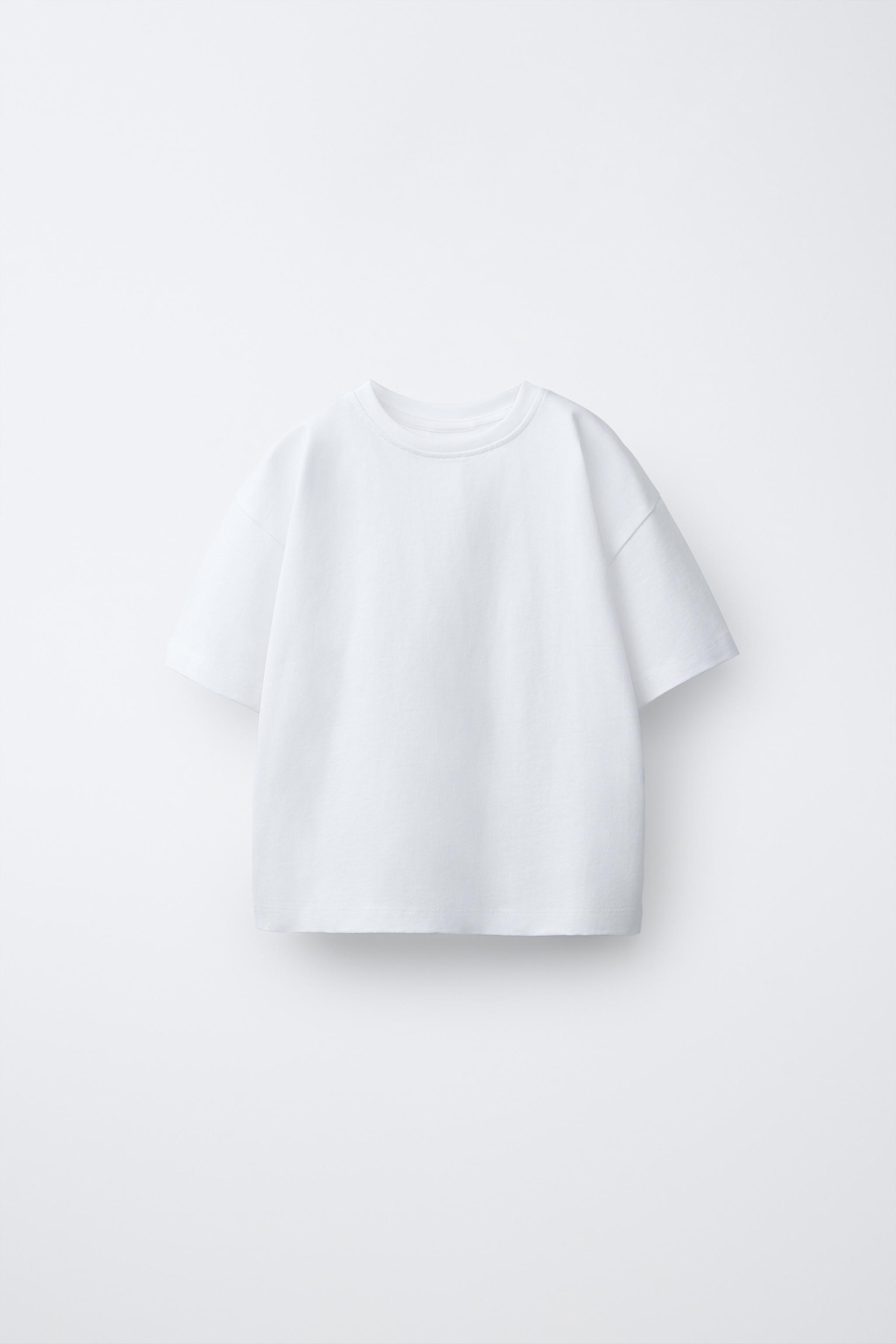 THREE-PACK OF STRIPED AND PLAIN T-SHIRTS